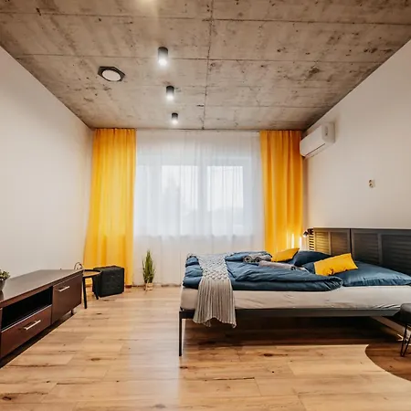Hm Aparthotel *