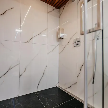 Hm 아파트호텔 프레쇼브