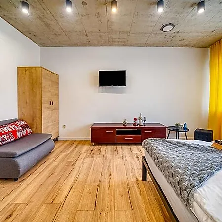 Hm Aparthotel 3*